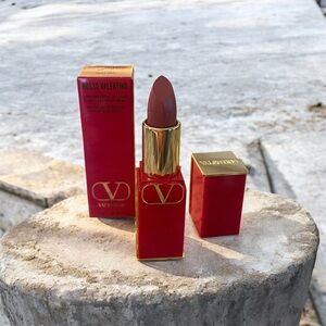 Rosso Valentino High pigmented refillable lipstick New Full size